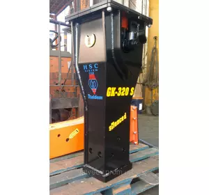 Гідравлічний молот для забивання паль 390 кг на JCB 4CX Гідравлічний молот для забивання паль 390 кг на JCB 4CX